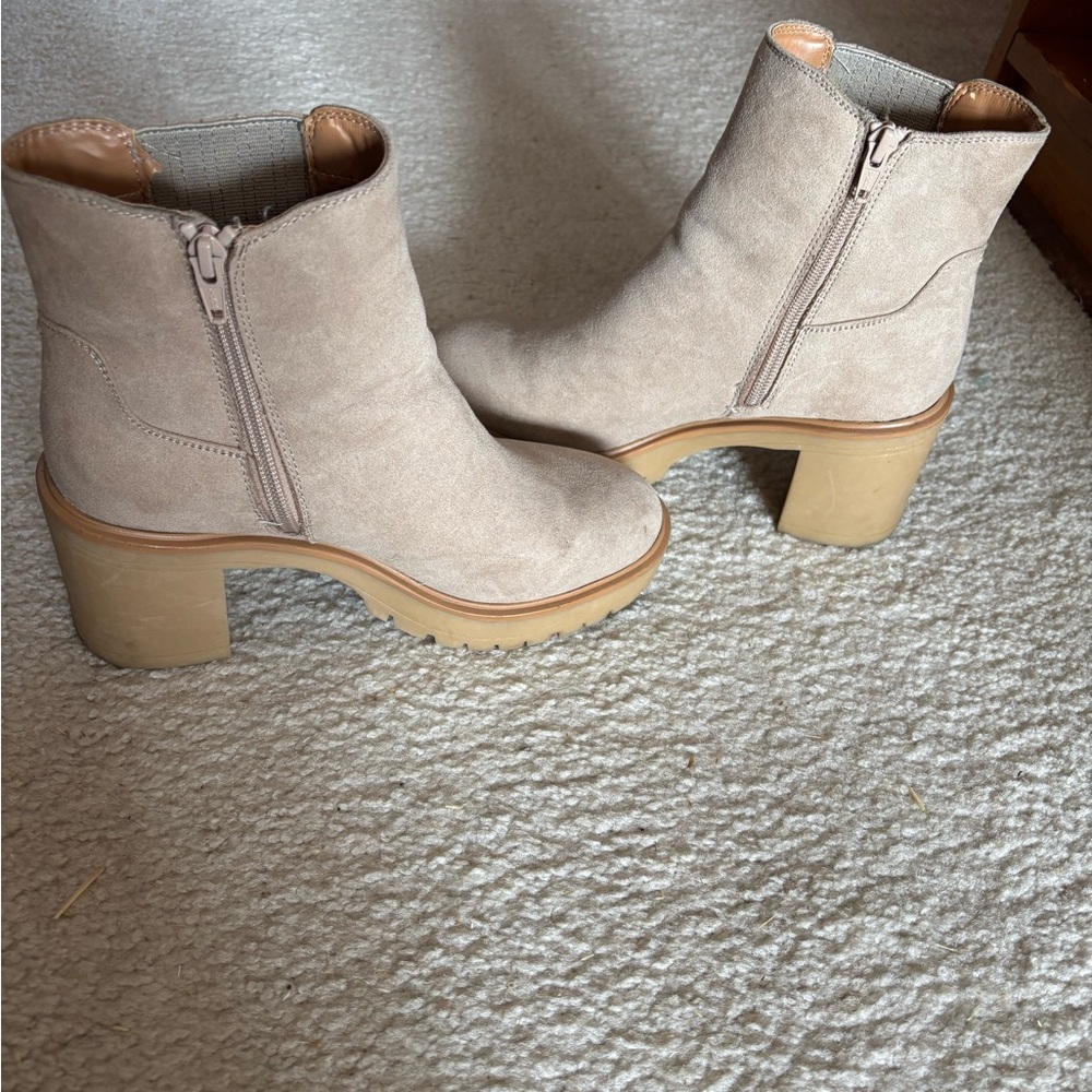 Chelsea boot - Picture 3 of 6